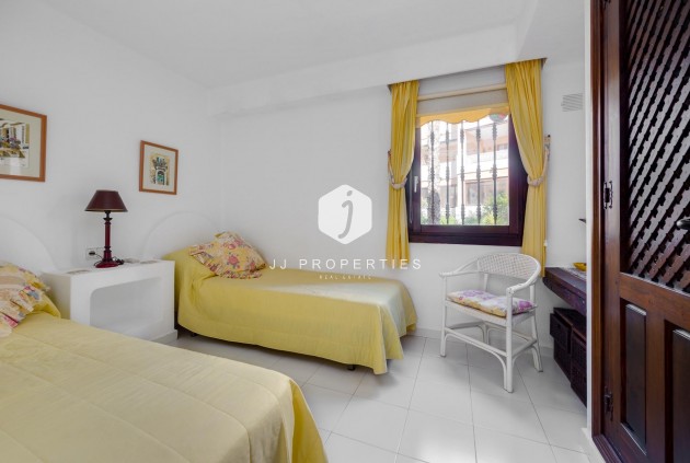 Aus zweiter Hand - Wohnung -
Torrevieja - Playa de los Locos