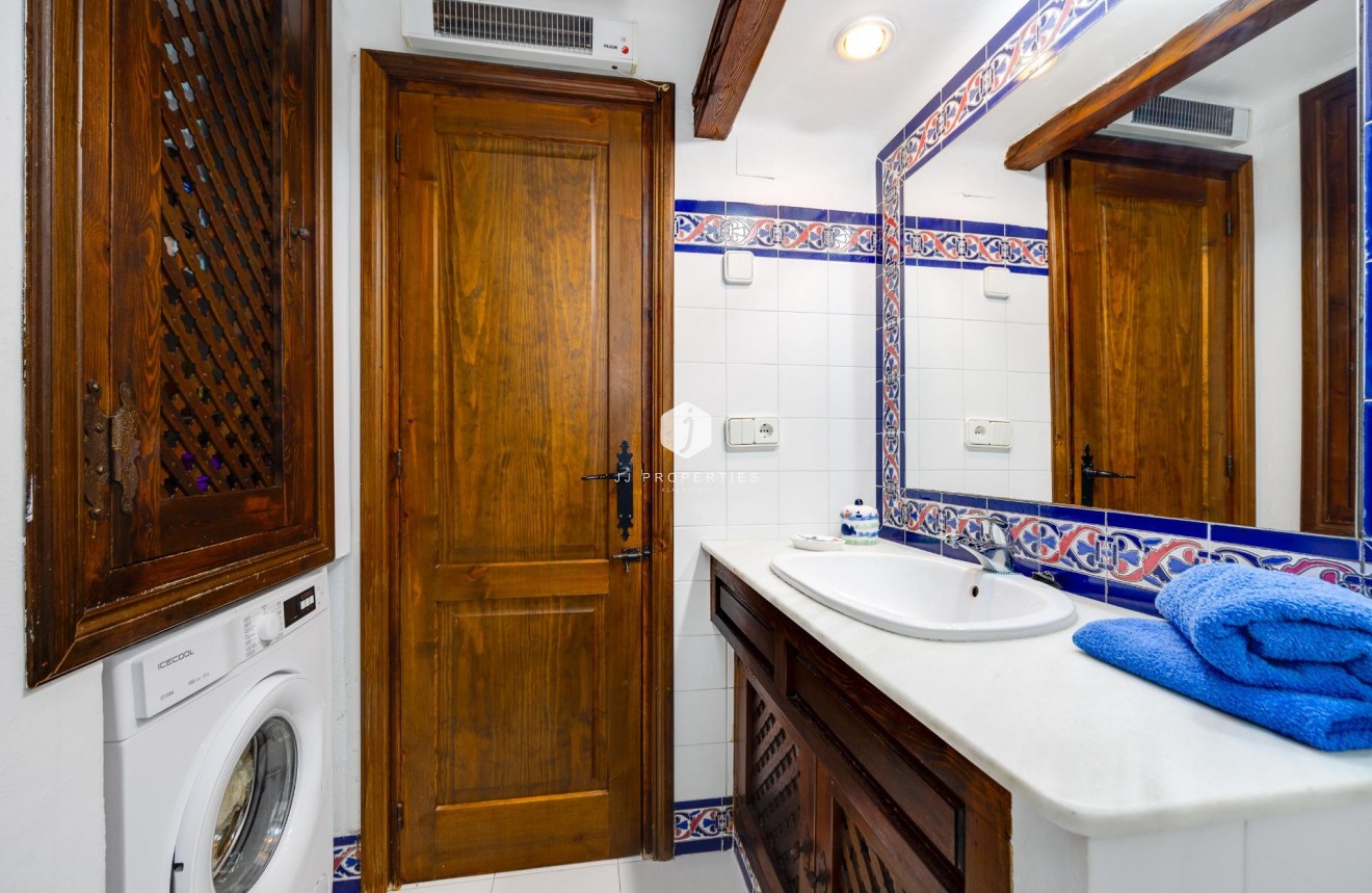 Aus zweiter Hand - Wohnung -
Torrevieja - Playa de los Locos