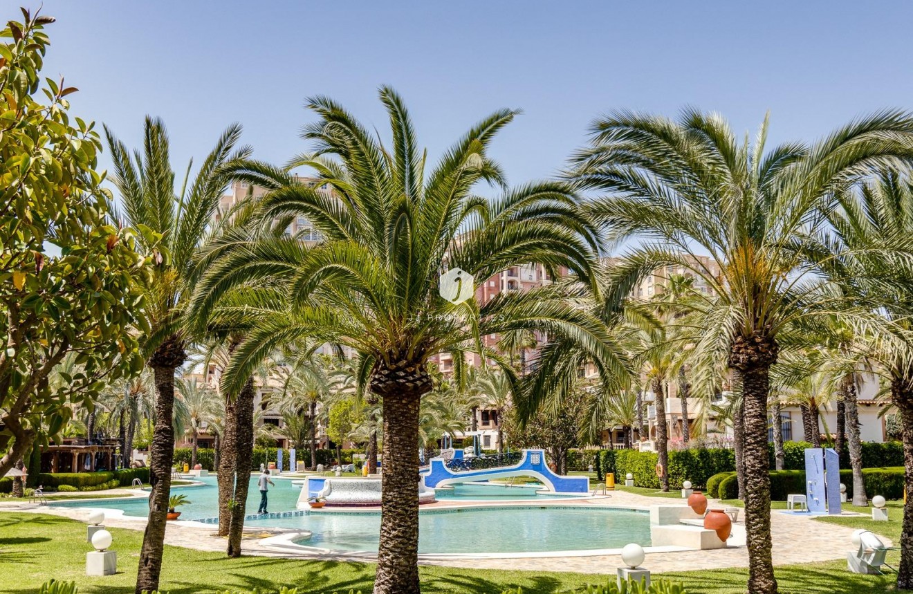 Aus zweiter Hand - Wohnung -
Torrevieja - Playa de los Locos