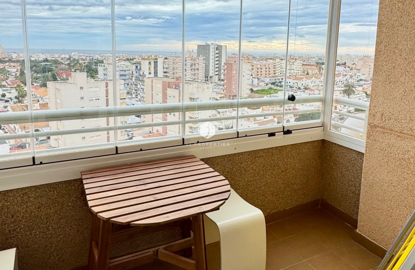 D'occasion - Appartement -
Torrevieja - Costa Blanca