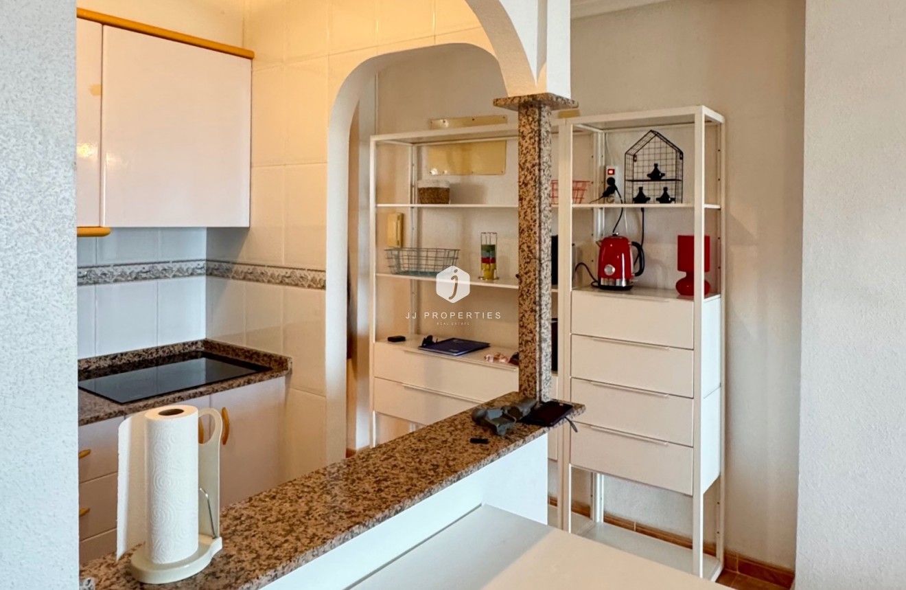 D'occasion - Appartement -
Torrevieja - Costa Blanca