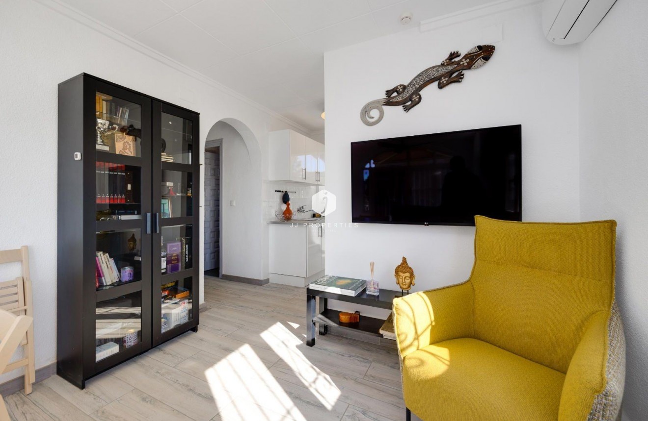 Resale - Villa -
San Fulgencio - La Marina