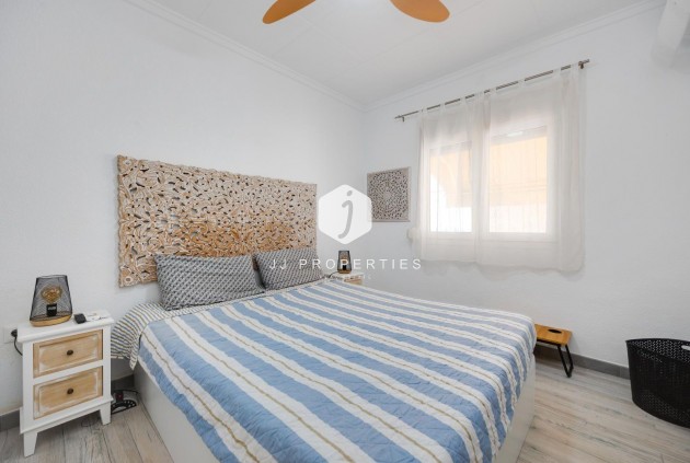 Resale - Villa -
San Fulgencio - La Marina