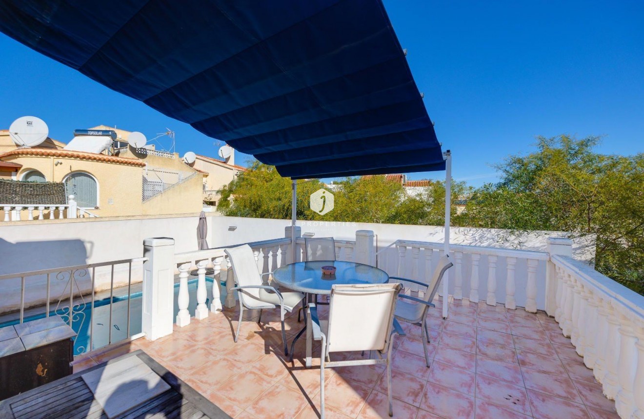 Resale - Villa -
San Fulgencio - La Marina