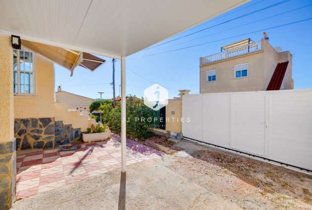 Resale - Villa -
San Fulgencio - La Marina