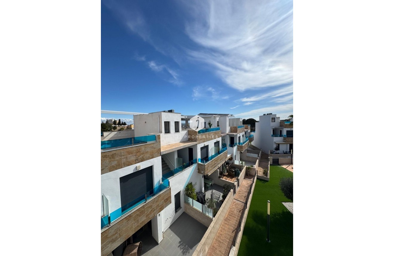 Tweedehands - Chalet -
Bigastro - Comunidad Valenciana