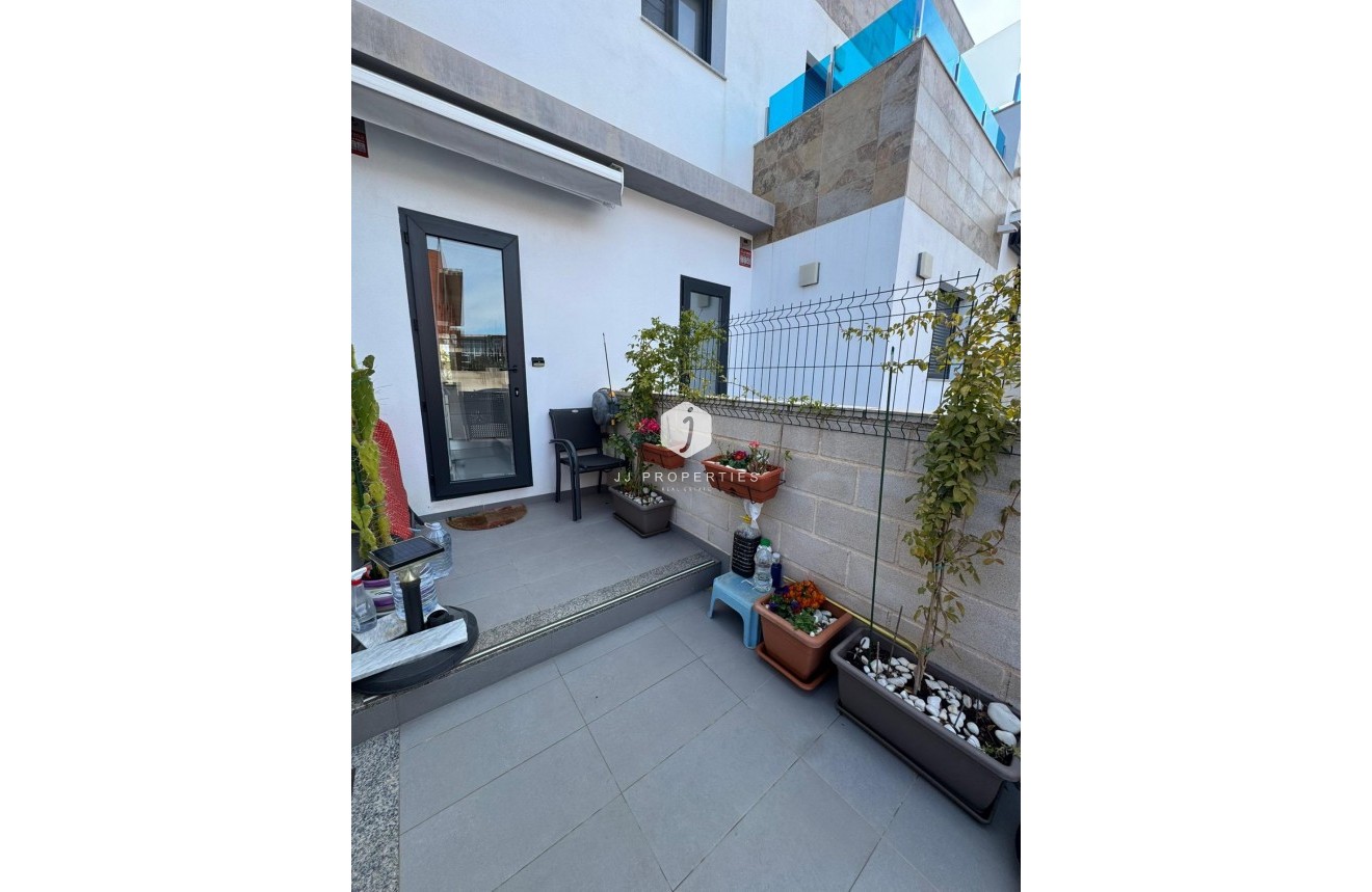 Tweedehands - Chalet -
Bigastro - Comunidad Valenciana