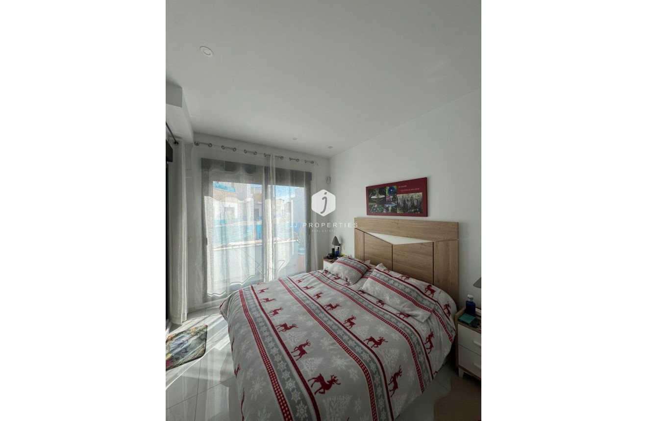 Tweedehands - Chalet -
Bigastro - Comunidad Valenciana