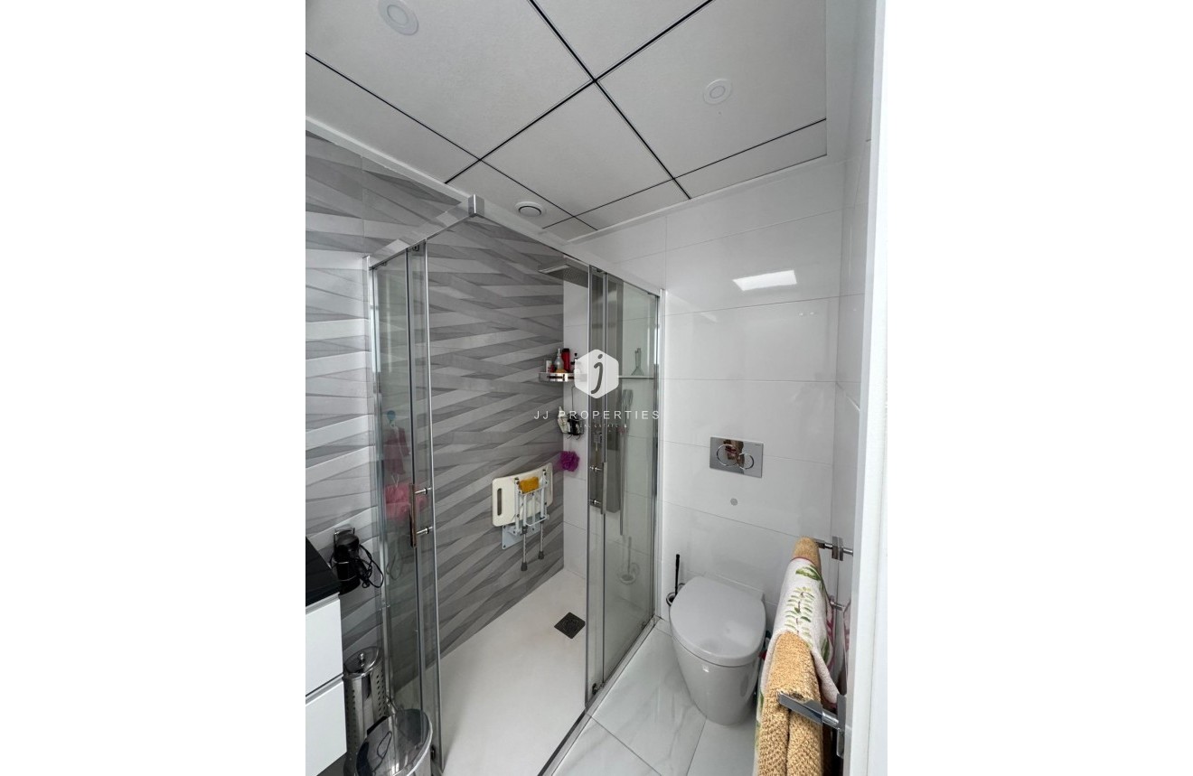 Tweedehands - Chalet -
Bigastro - Comunidad Valenciana