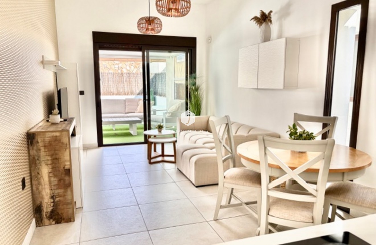 D'occasion - Villa -
Cabo Roig - Costa Blanca