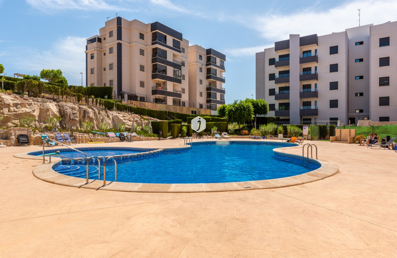 Aus zweiter Hand - Wohnung -
San Miguel de Salinas - Inland