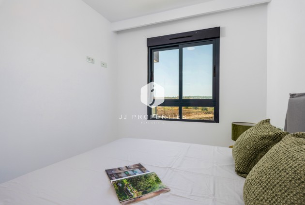 Resale - Apartment / flat -
San Miguel de Salinas - Inland