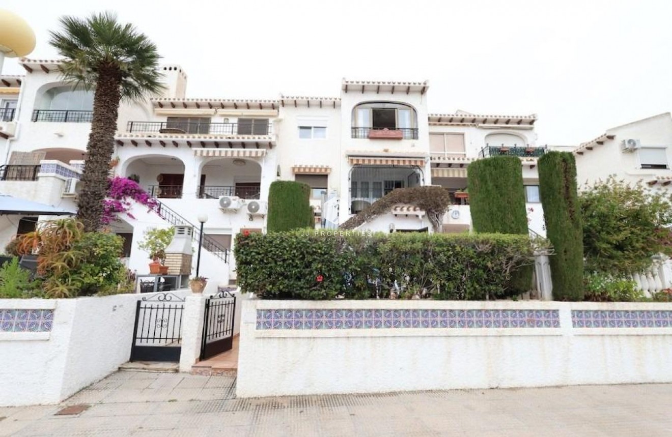 Aus zweiter Hand - Duplex -
Cabo Roig - Costa Blanca