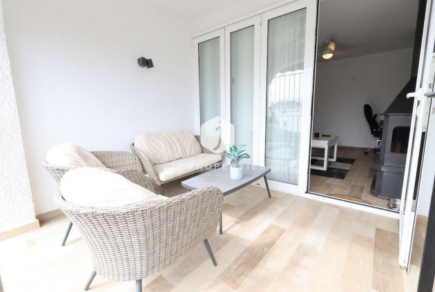 Aus zweiter Hand - Duplex -
Cabo Roig - Costa Blanca