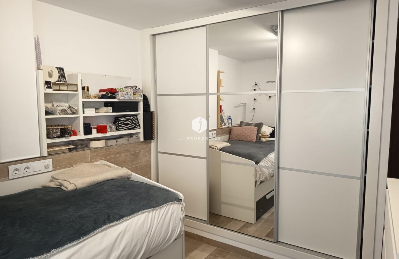 Aus zweiter Hand - Duplex -
Cabo Roig - Costa Blanca