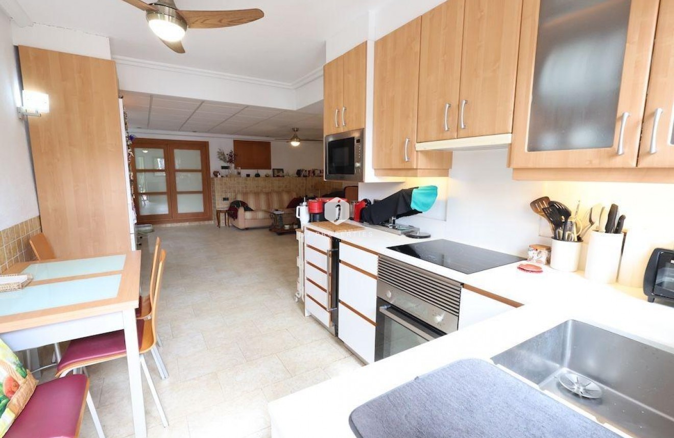 Aus zweiter Hand - Duplex -
Cabo Roig - Costa Blanca