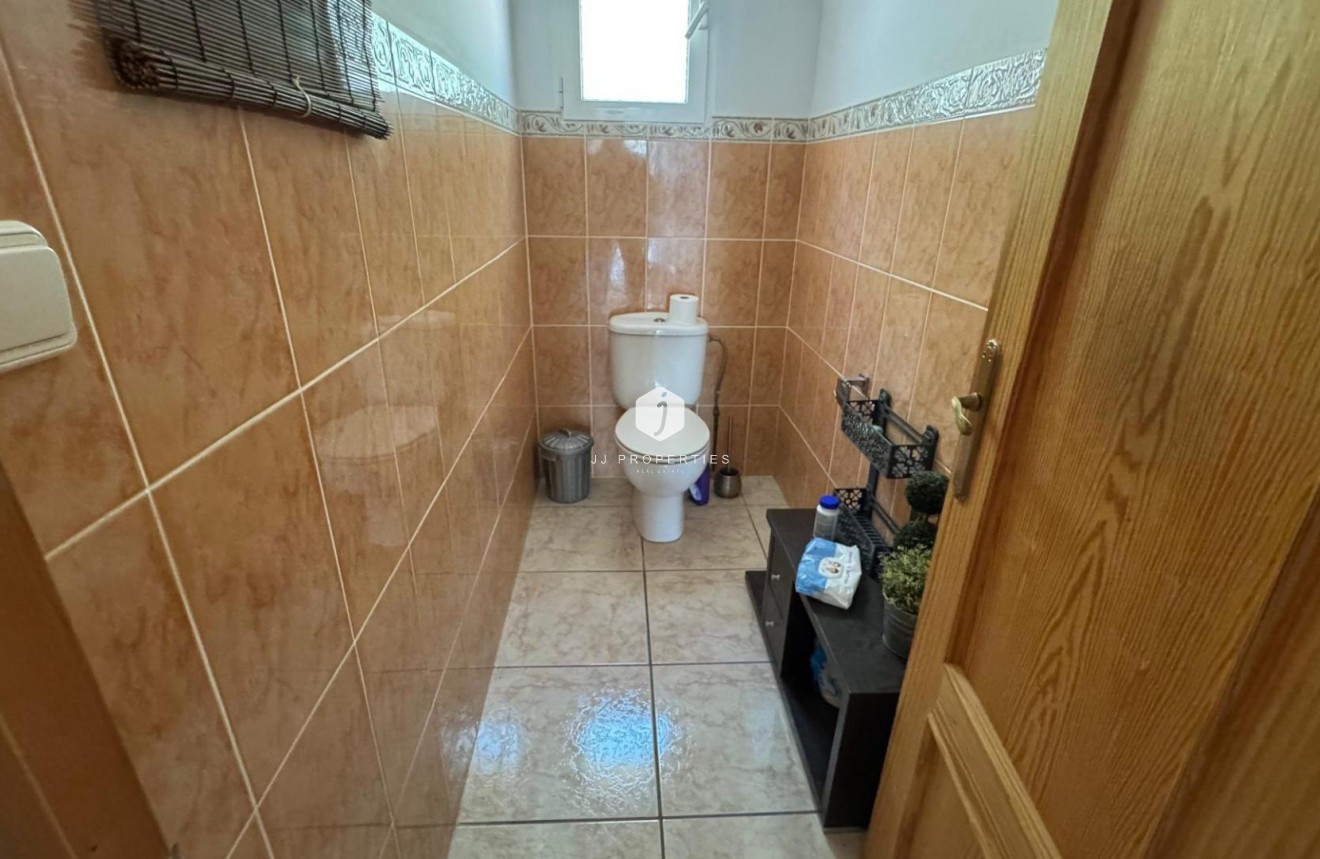 Aus zweiter Hand - Landgut -
Albatera - Inland