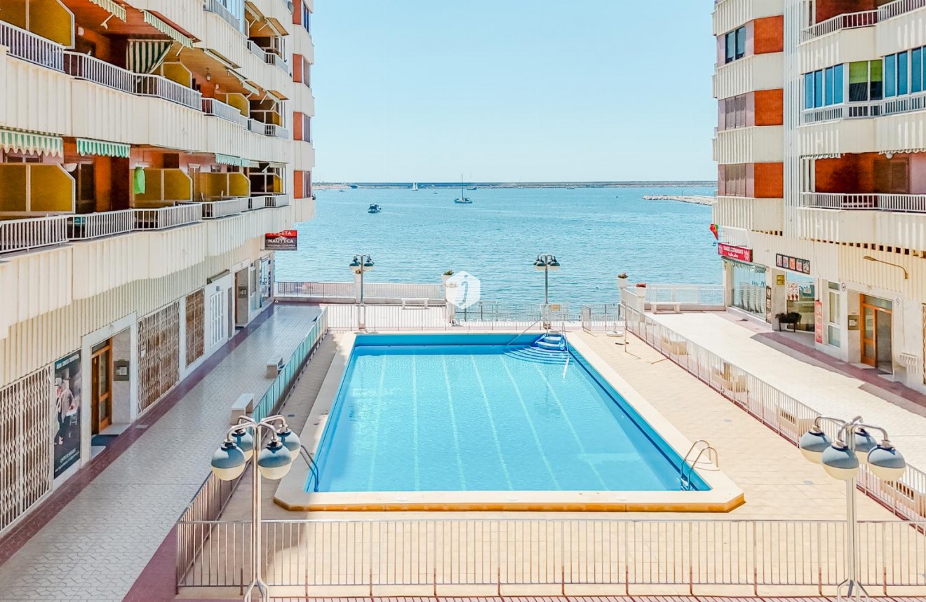 D'occasion - Appartement -
Torrevieja - Costa Blanca