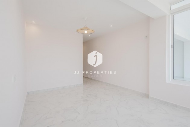 D'occasion - Appartement -
Torrevieja - Costa Blanca