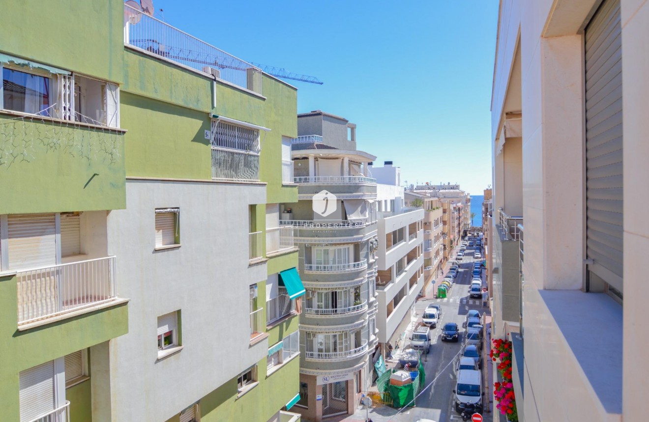 Aus zweiter Hand - Wohnung -
Torrevieja - Playa del Cura