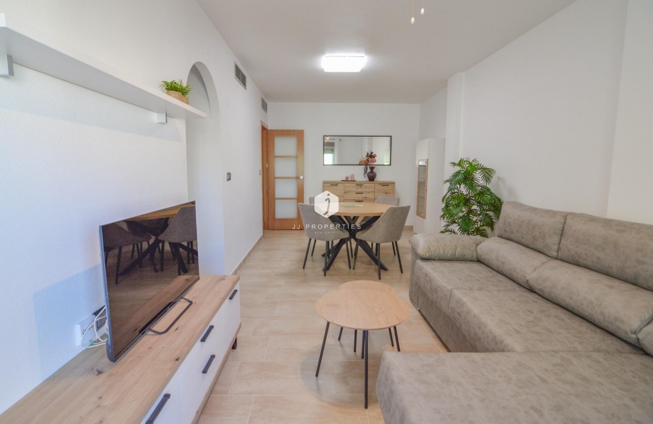 Aus zweiter Hand - Wohnung -
Torrevieja - Playa del Cura