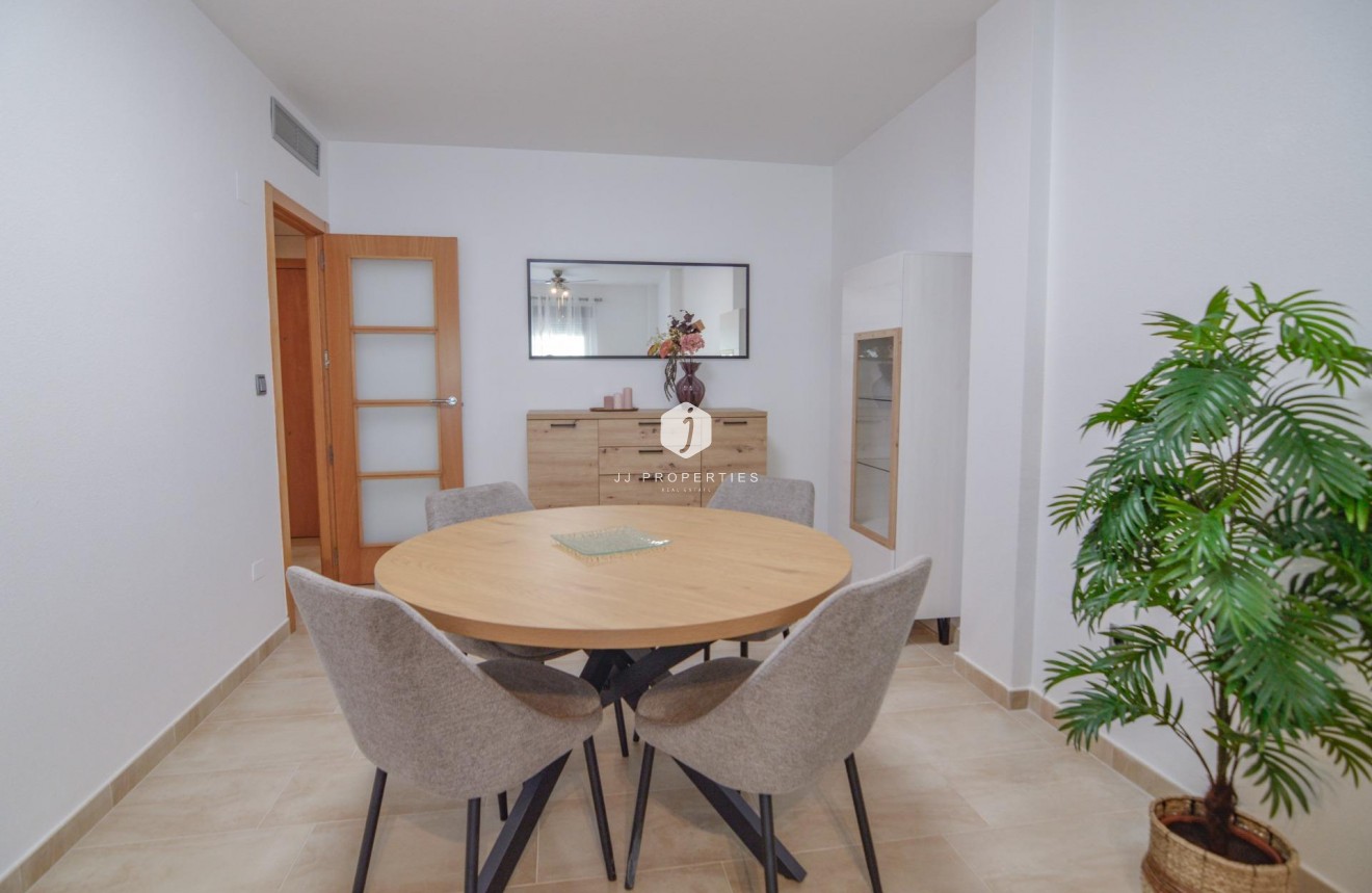 Aus zweiter Hand - Wohnung -
Torrevieja - Playa del Cura