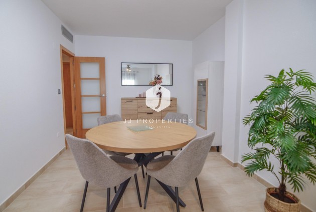 Aus zweiter Hand - Wohnung -
Torrevieja - Playa del Cura
