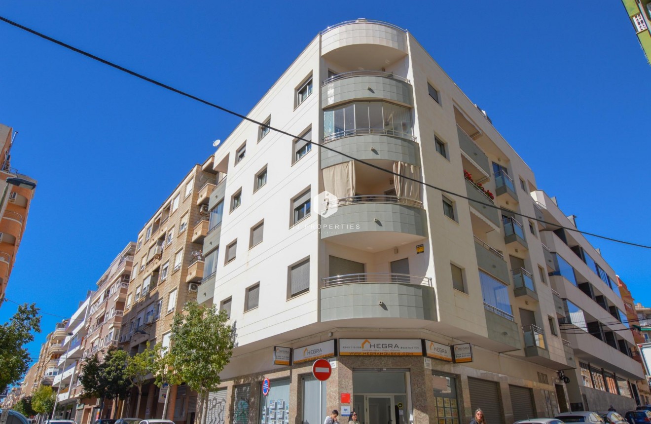 Aus zweiter Hand - Wohnung -
Torrevieja - Playa del Cura