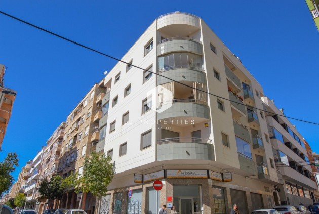 Aus zweiter Hand - Wohnung -
Torrevieja - Playa del Cura