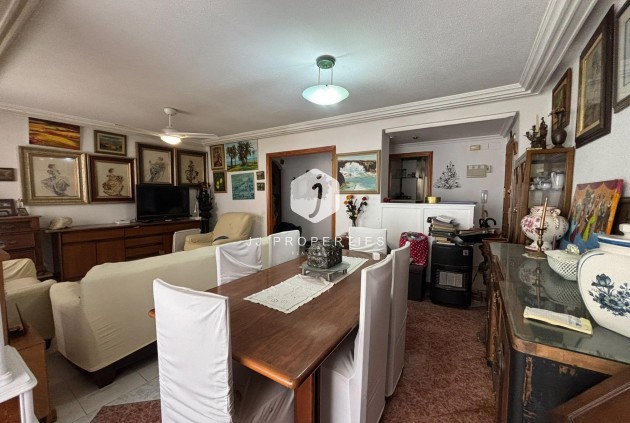 Aus zweiter Hand - Wohnung -
Torrevieja