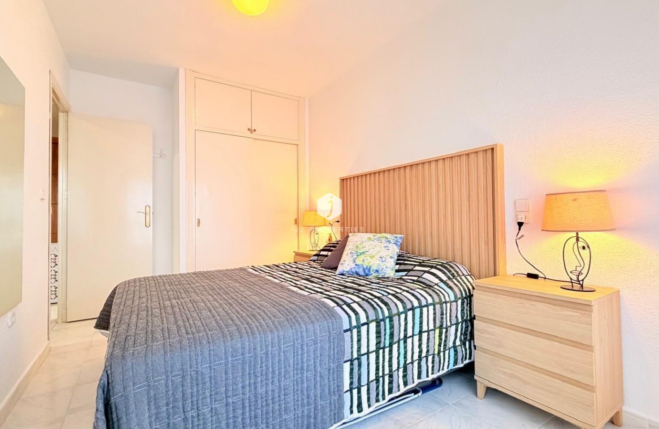 Aus zweiter Hand - Wohnung -
Torrevieja - Centro