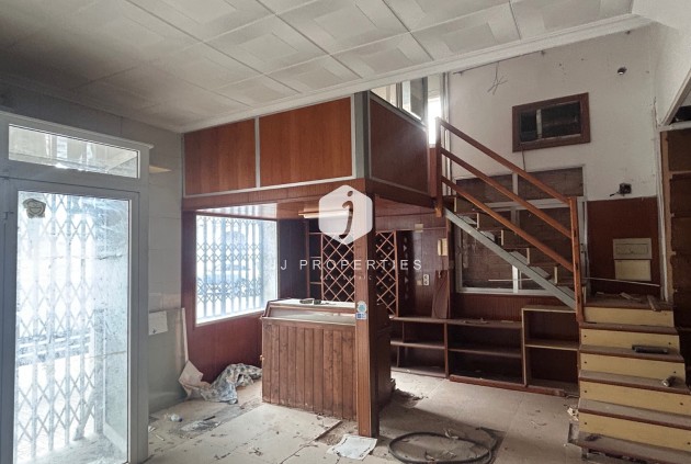 Aus zweiter Hand - Chalet -
Jacarilla - Inland