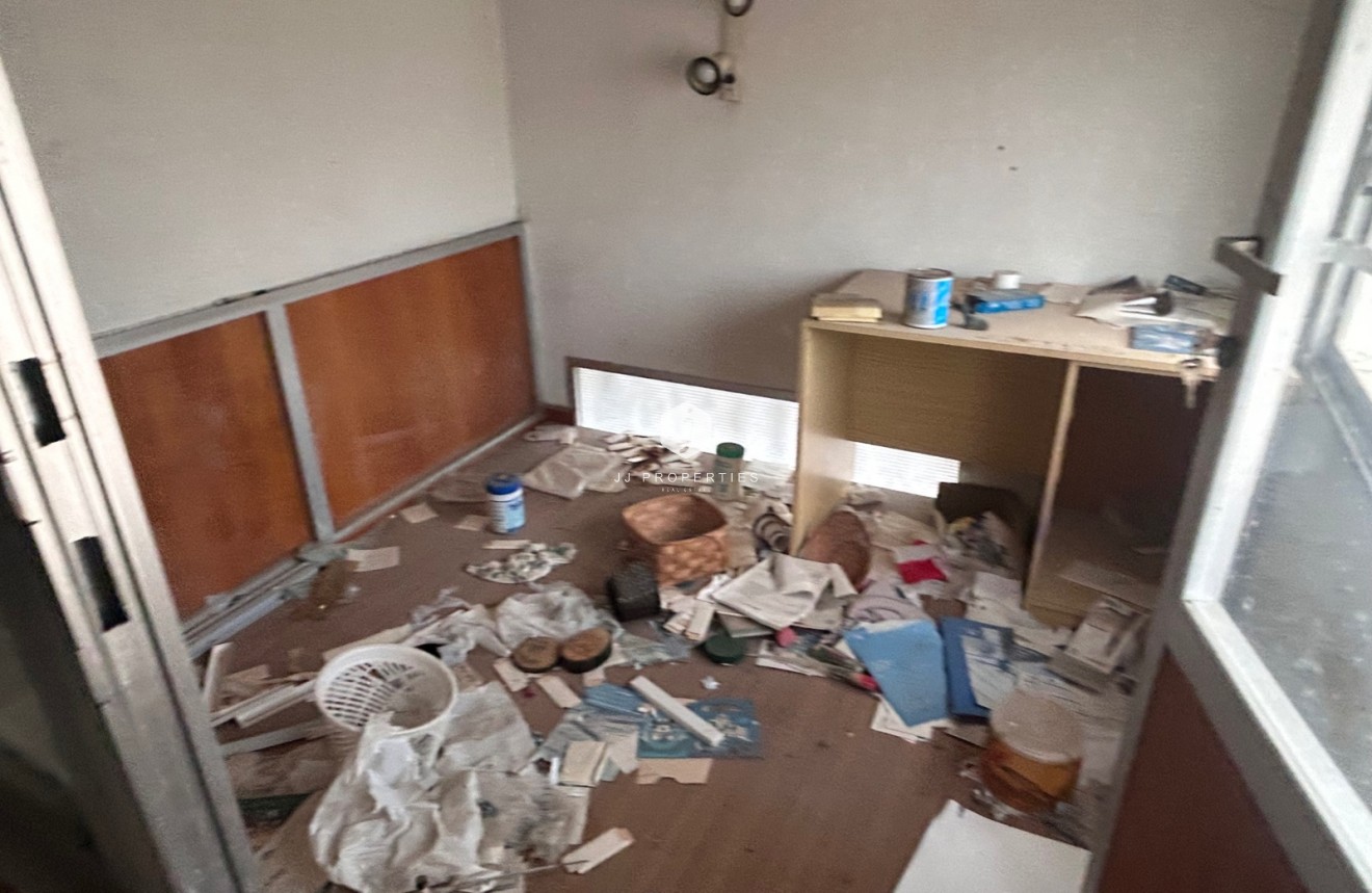 Aus zweiter Hand - Chalet -
Jacarilla - Inland