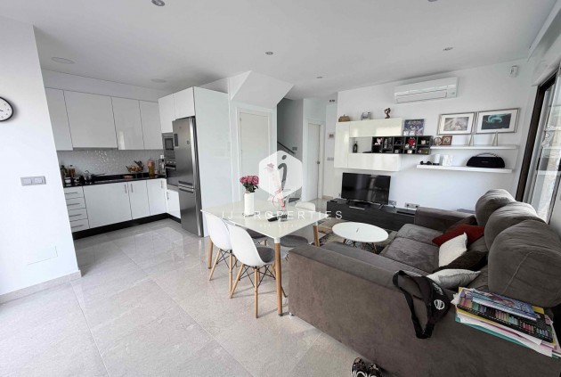 Aus zweiter Hand - Chalet -
Cabo Roig - Costa Blanca