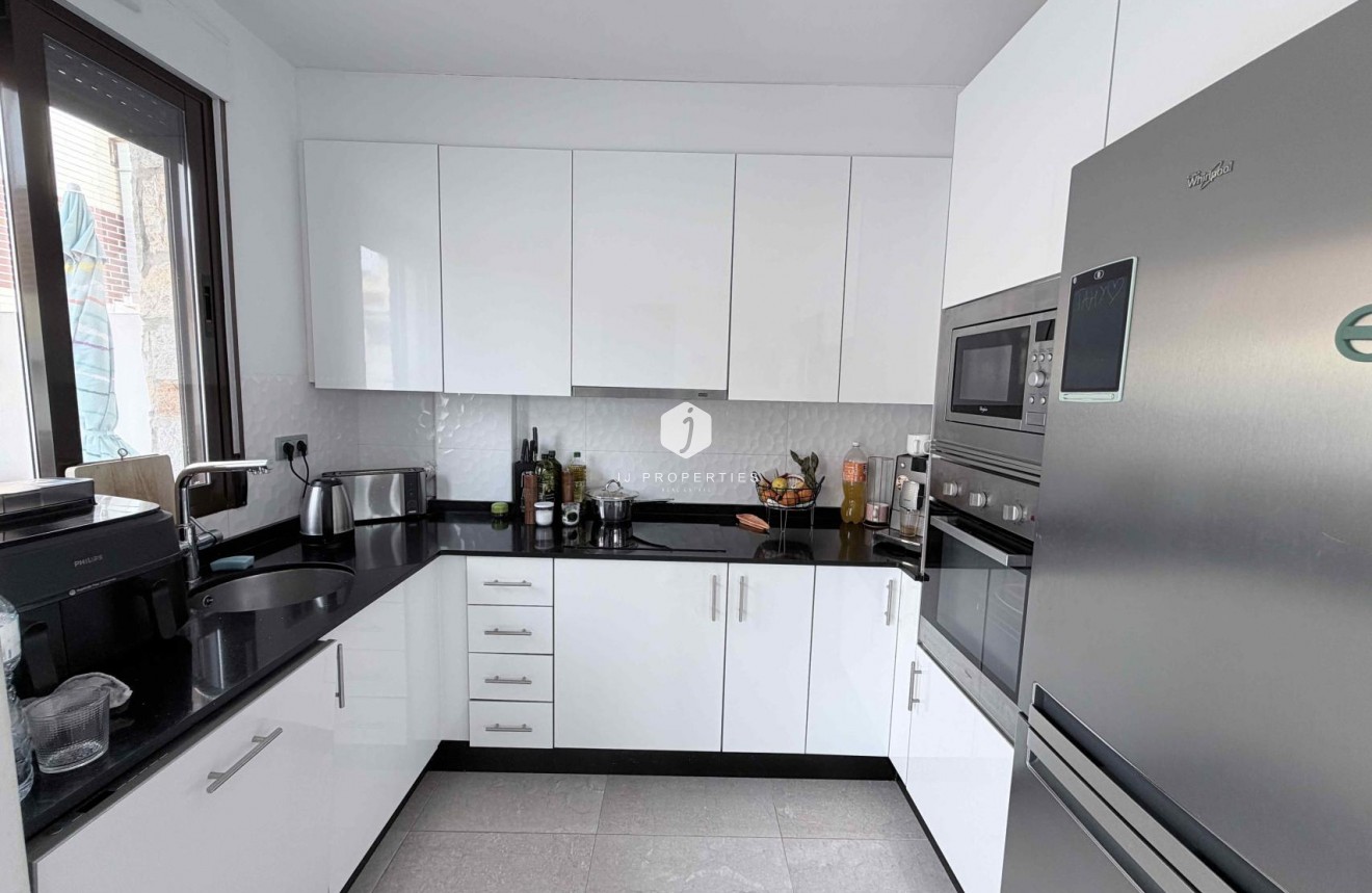 Aus zweiter Hand - Chalet -
Cabo Roig - Costa Blanca