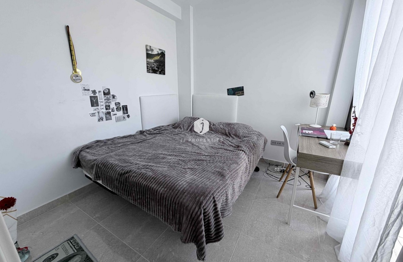 Aus zweiter Hand - Chalet -
Cabo Roig - Costa Blanca