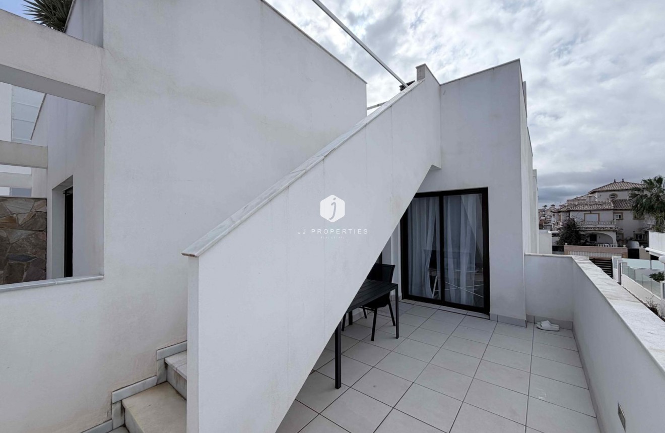 Aus zweiter Hand - Chalet -
Cabo Roig - Costa Blanca