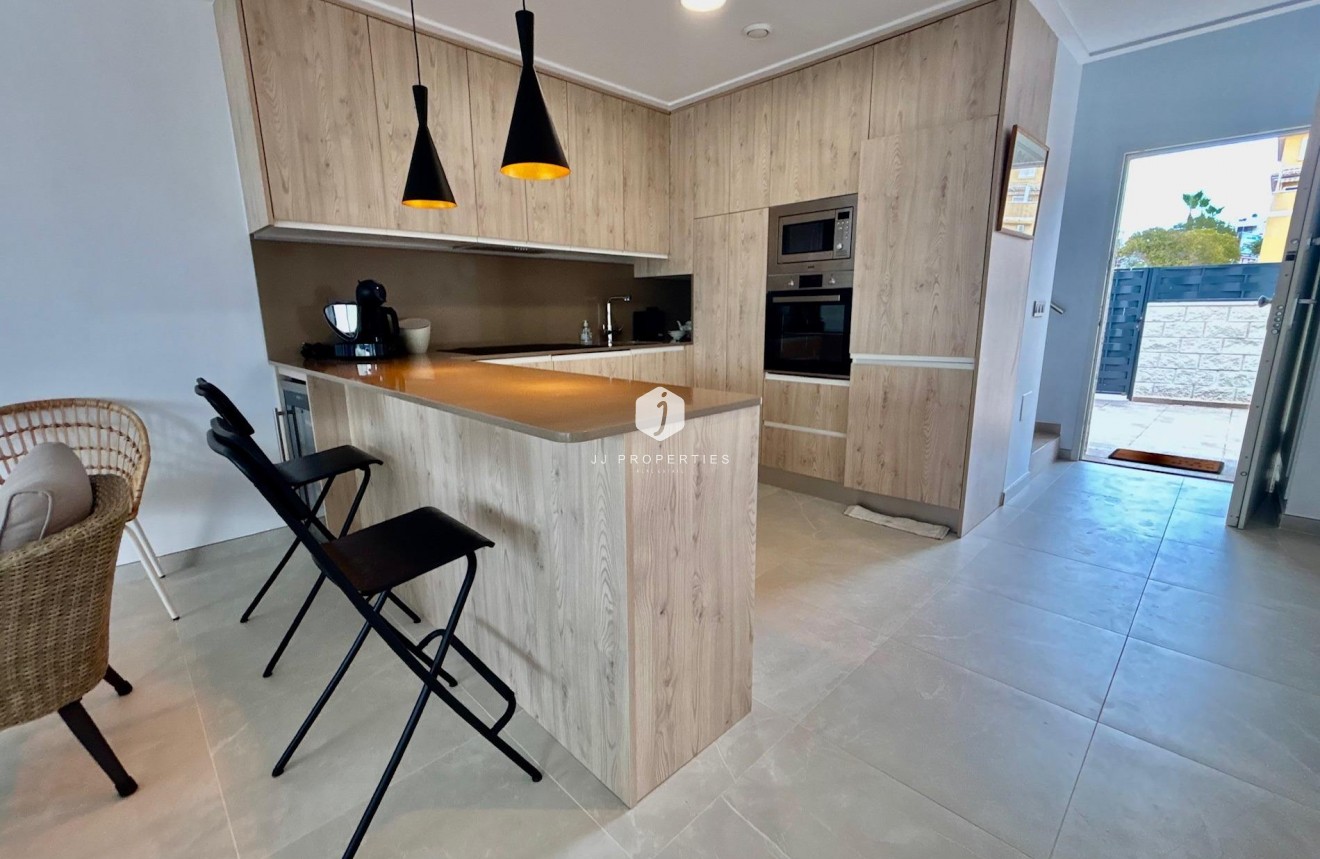 Aus zweiter Hand - Villa -
Benijofar - Pueblo 4