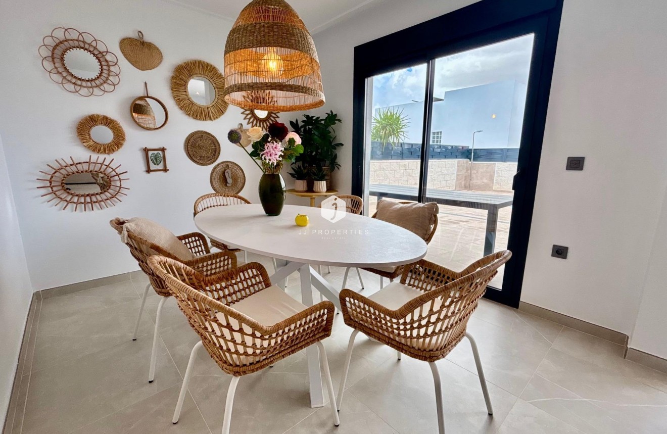 Aus zweiter Hand - Villa -
Benijofar - Pueblo 4