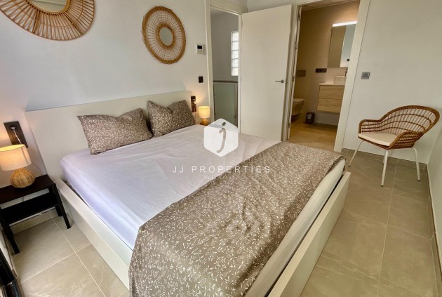 Aus zweiter Hand - Villa -
Benijofar - Pueblo 4