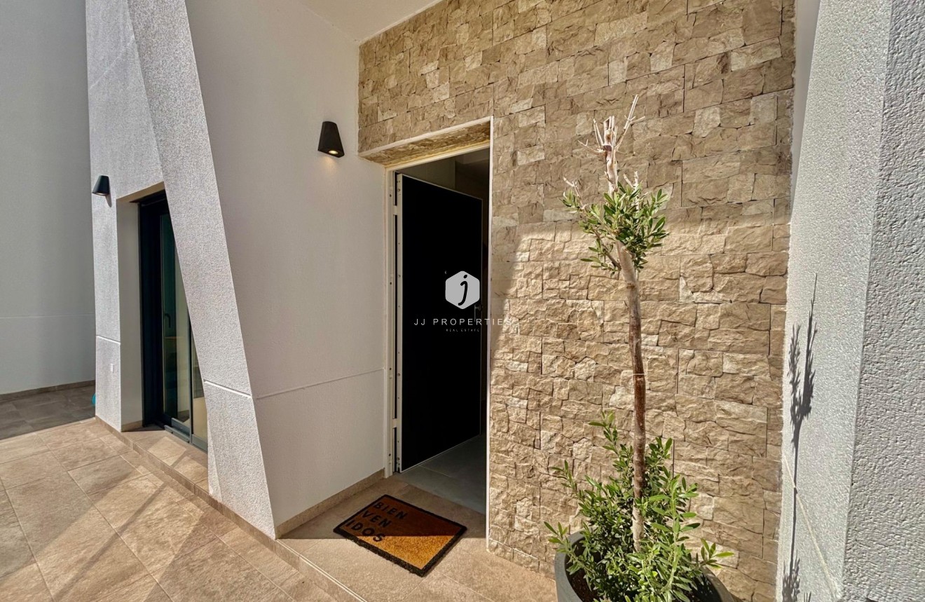 Aus zweiter Hand - Villa -
Benijofar - Pueblo 4