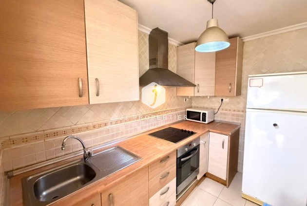 Aus zweiter Hand - Wohnung -
Torrevieja - Playa del Cura