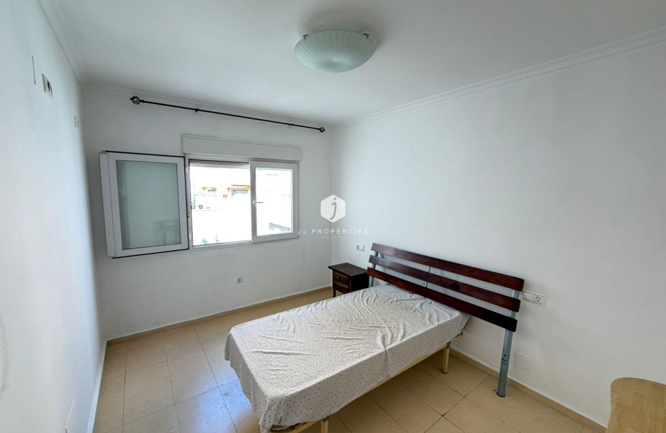 Aus zweiter Hand - Wohnung -
Torrevieja - Playa del Cura