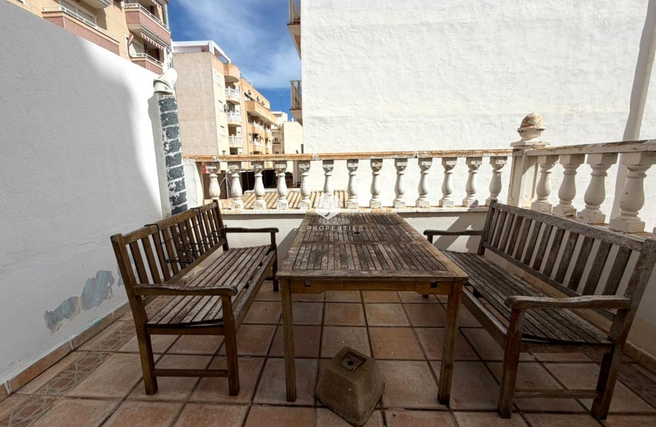 Aus zweiter Hand - Wohnung -
Torrevieja - Playa del Cura