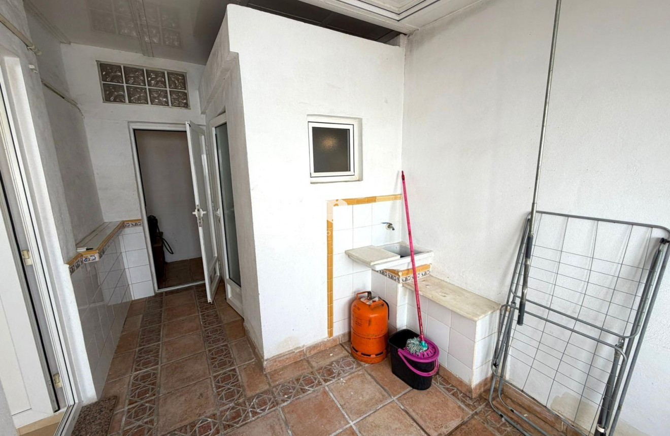 Aus zweiter Hand - Wohnung -
Torrevieja - Playa del Cura