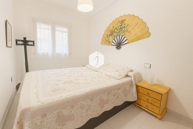 Aus zweiter Hand - Wohnung -
Torrevieja - Acequion