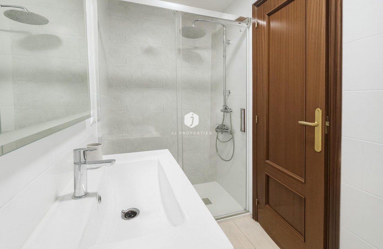 Aus zweiter Hand - Wohnung -
Torrevieja - Acequion