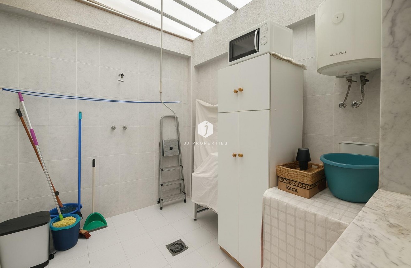 Aus zweiter Hand - Wohnung -
Torrevieja - Acequion