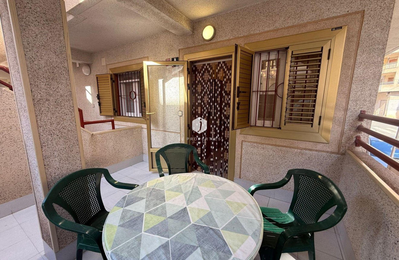 Aus zweiter Hand - Wohnung -
Torrevieja - Acequion