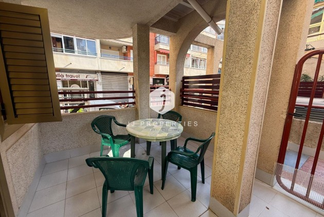 Aus zweiter Hand - Wohnung -
Torrevieja - Acequion